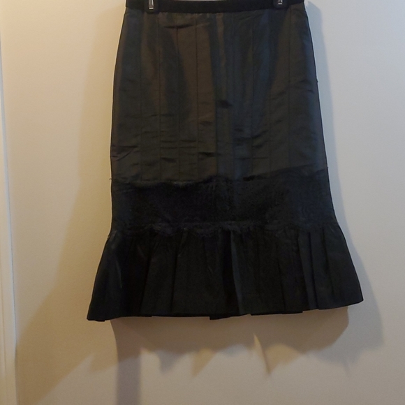 Ann Taylor Dresses & Skirts - ANN TAYLOR LOFT SKIRT